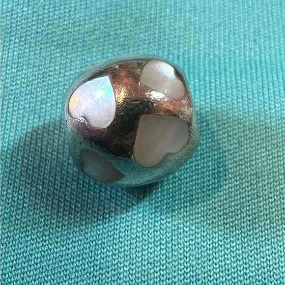 Pandora Silver Heart Charm - Picture 3 of 5